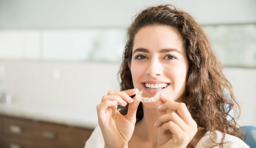 Invisalign (Şeffaf Plak)